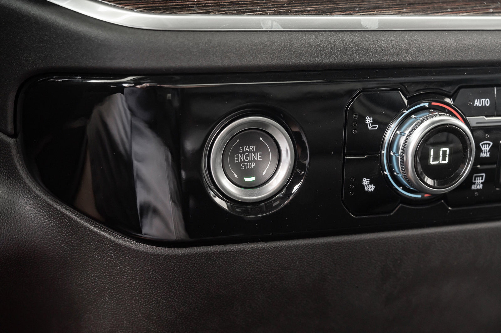 Used 2024 GMC Sierra 1500 Elevation image 21