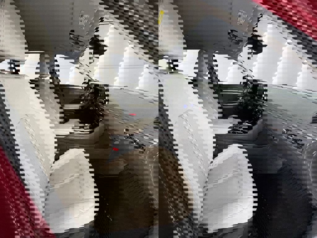 Used 2023 Hyundai Sonata SE w/ Cargo Package image 13