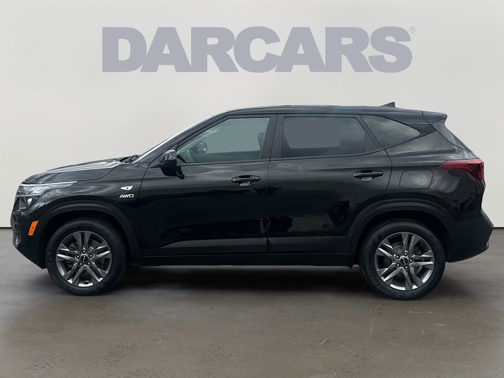 Used 2023 Kia Seltos LX image 4