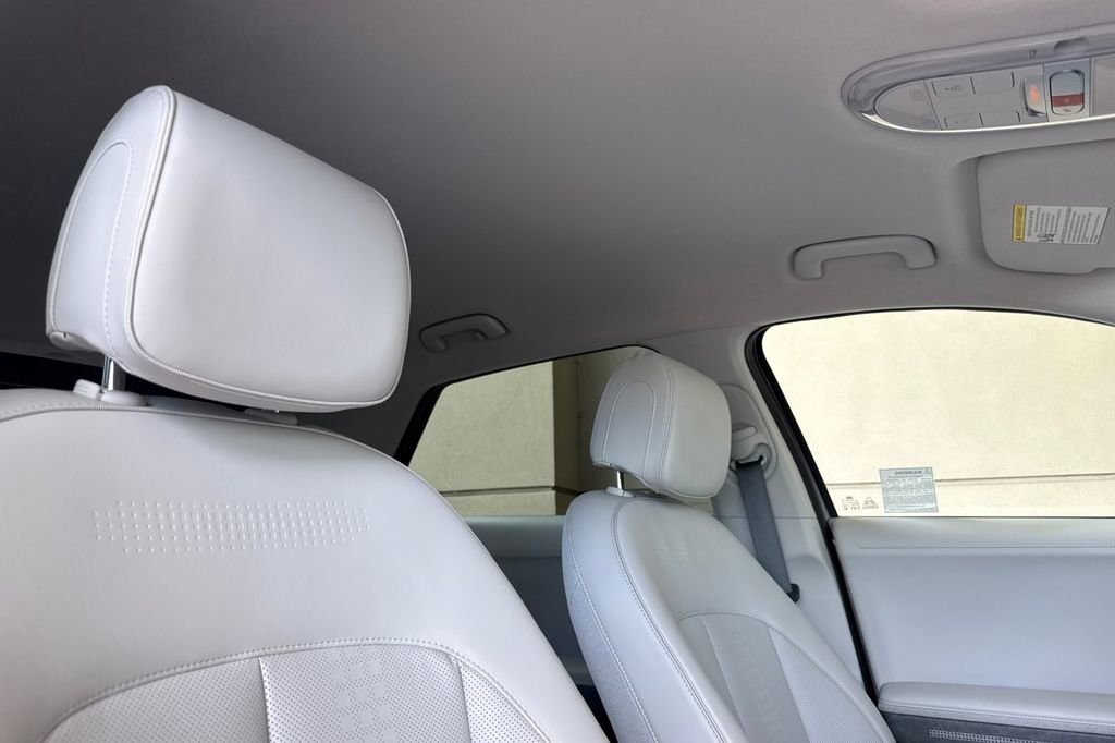 Used 2023 Hyundai Ioniq 5 SEL w/ Cargo Package AWD/4WD image 14