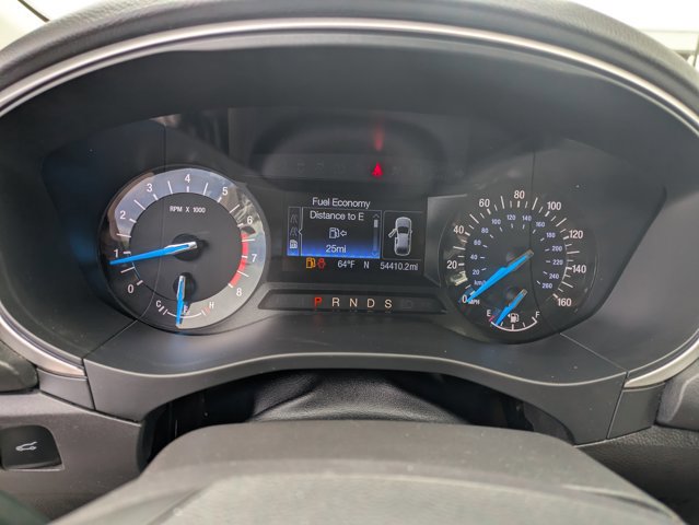 Used 2016 Ford Fusion SE w/ Equipment Group 201A image 10