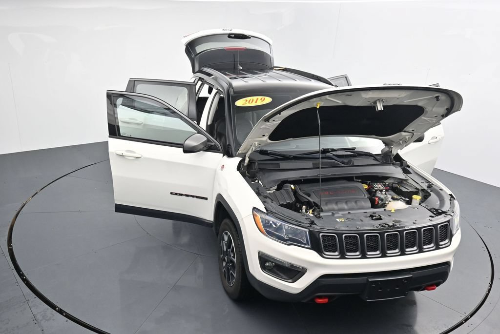 Used 2019 Jeep Compass Trailhawk w/ Popular Equipment Group AWD/4WD image 36