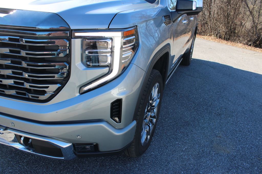 Used 2023 GMC Sierra 1500 Denali Ultimate image 42