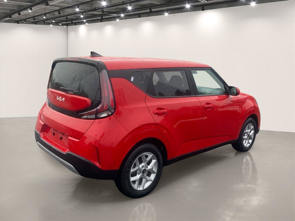 Certified 2024 Kia Soul S FWD image 8