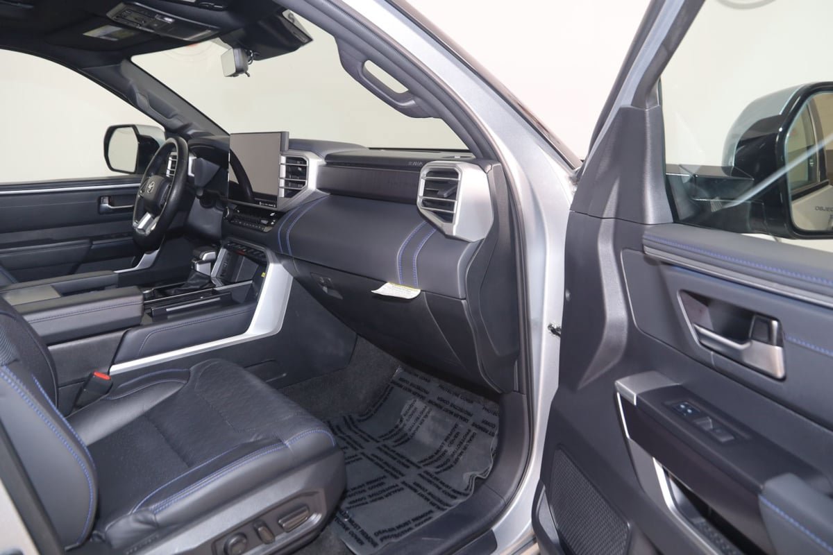 Used 2023 Toyota Tundra Platinum AWD/4WD image 44