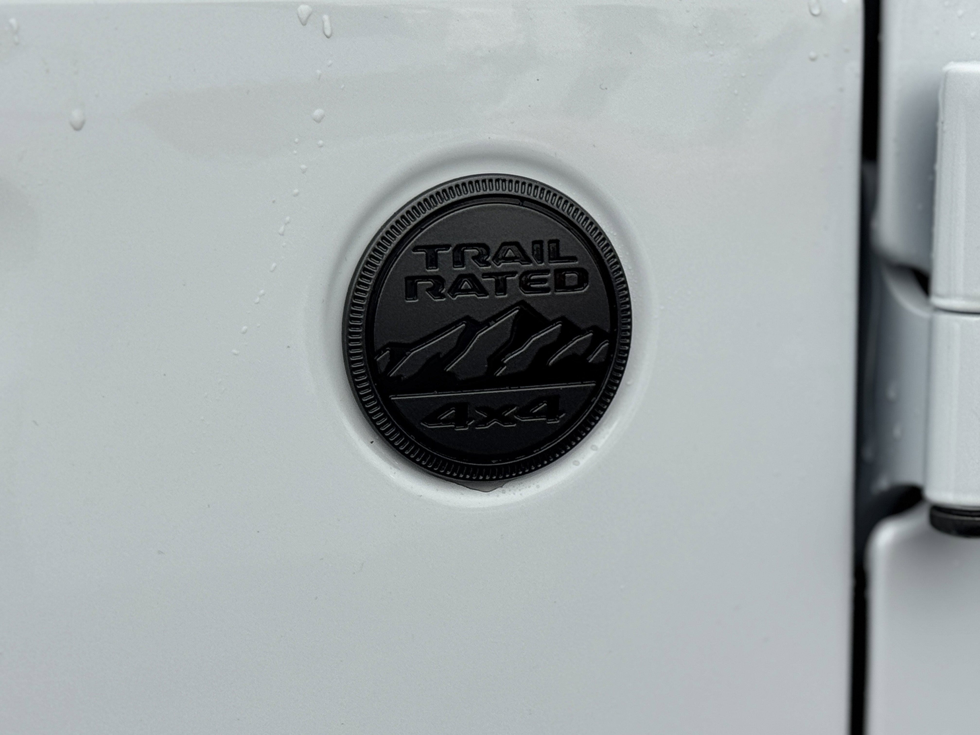 New 2025 Jeep Gladiator Sport image 13