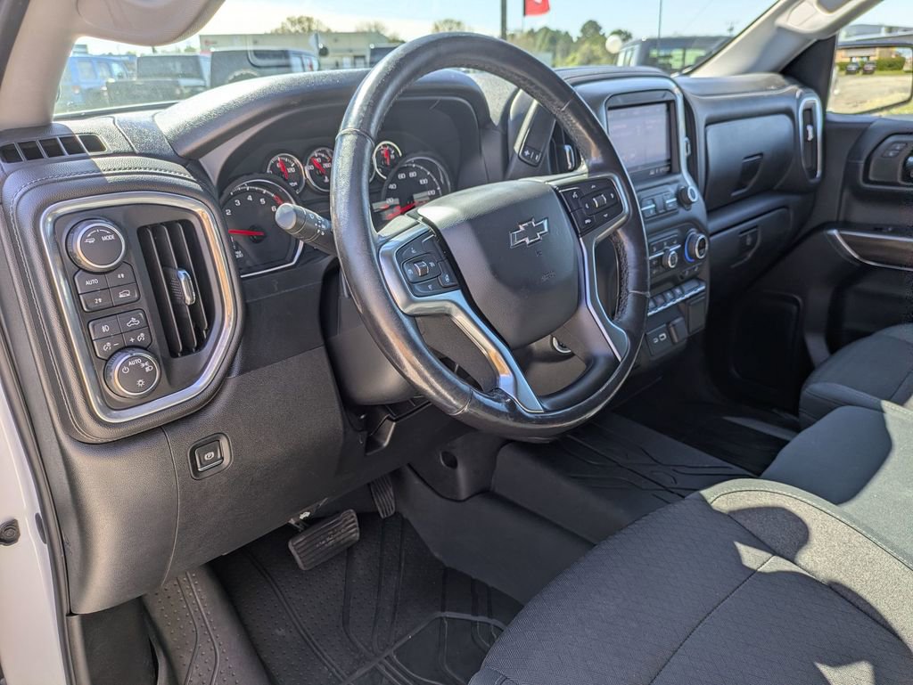 Used 2020 Chevrolet Silverado 1500 RST w/ All-Star Edition image 16