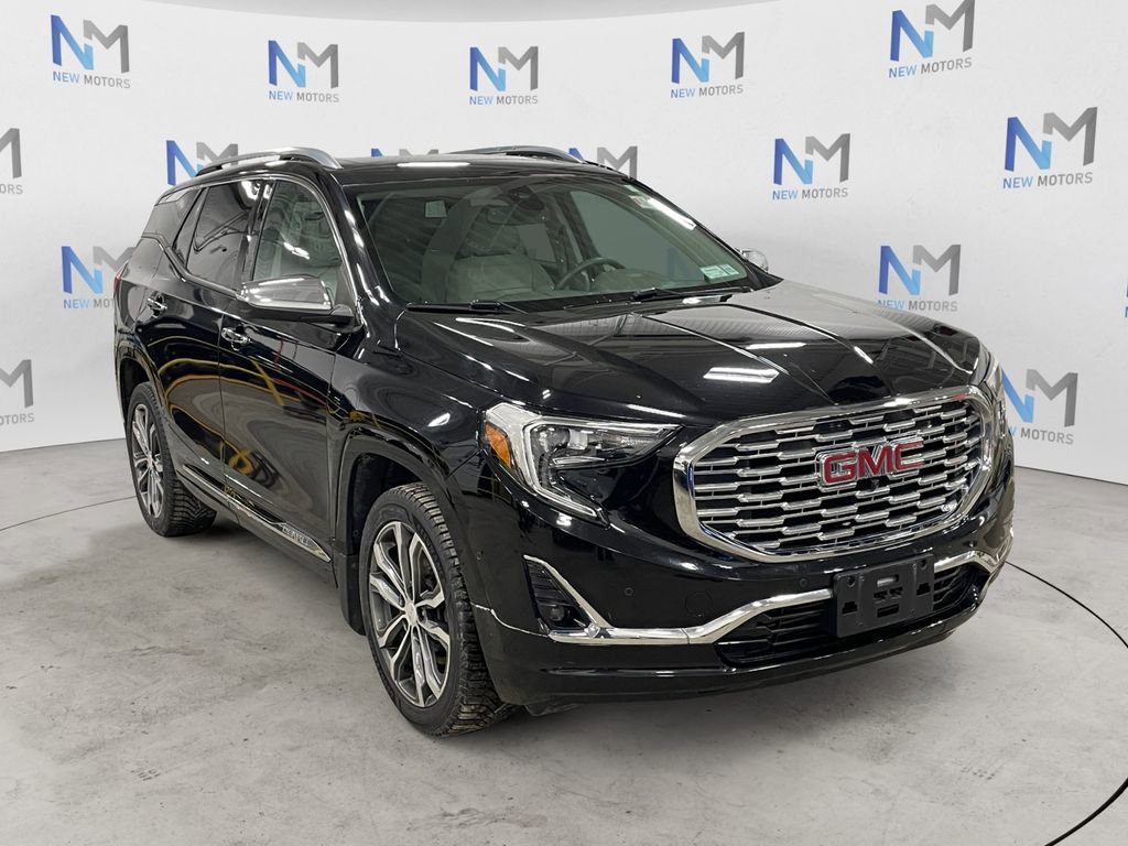 Used 2018 GMC Terrain Denali w/ Advanced Safety Package image 7