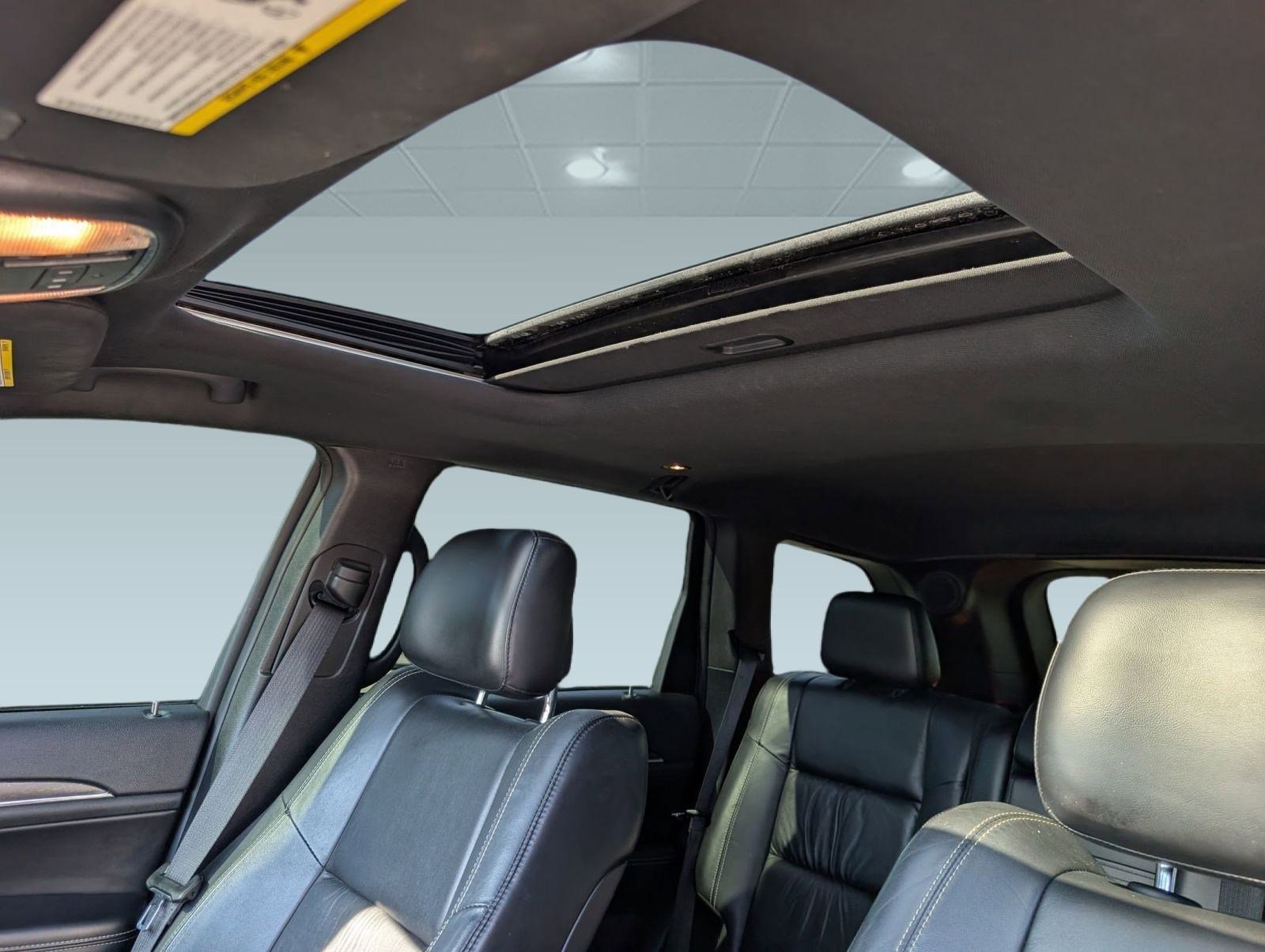 Used 2016 Jeep Grand Cherokee Limited image 16