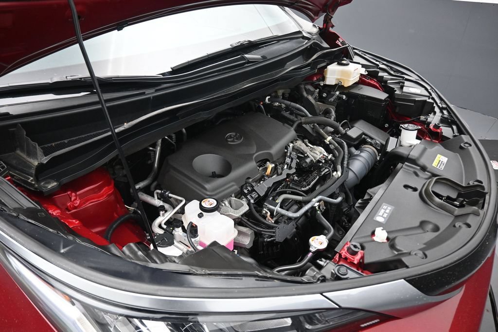Used 2021 Toyota Sienna XSE FWD image 60