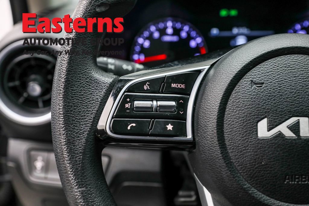 Used 2023 Kia Forte LXS image 15