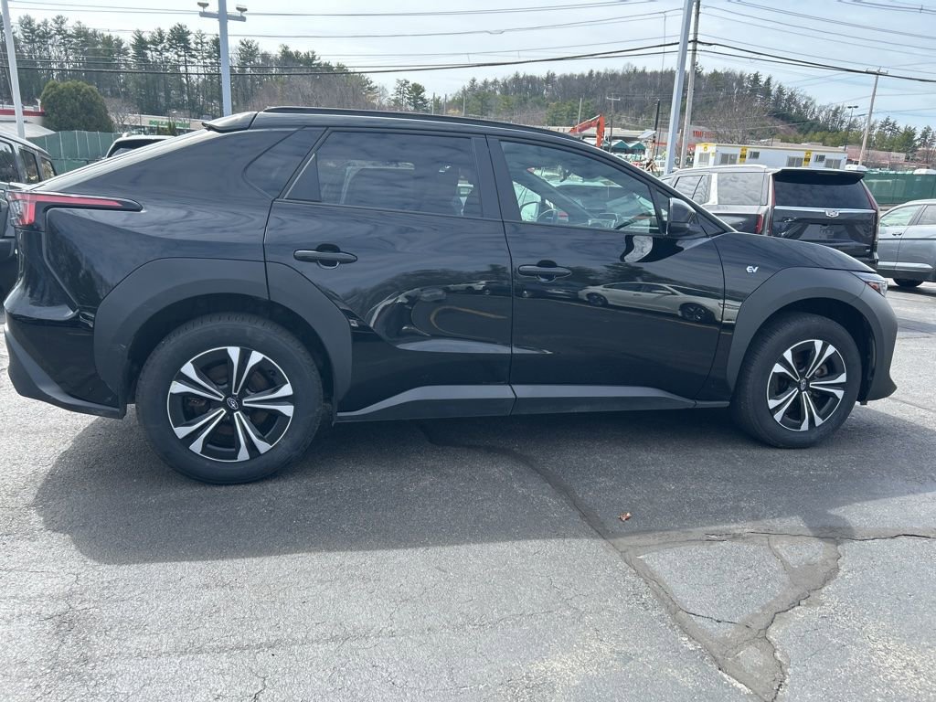 Used 2024 Subaru Solterra Premium image 8