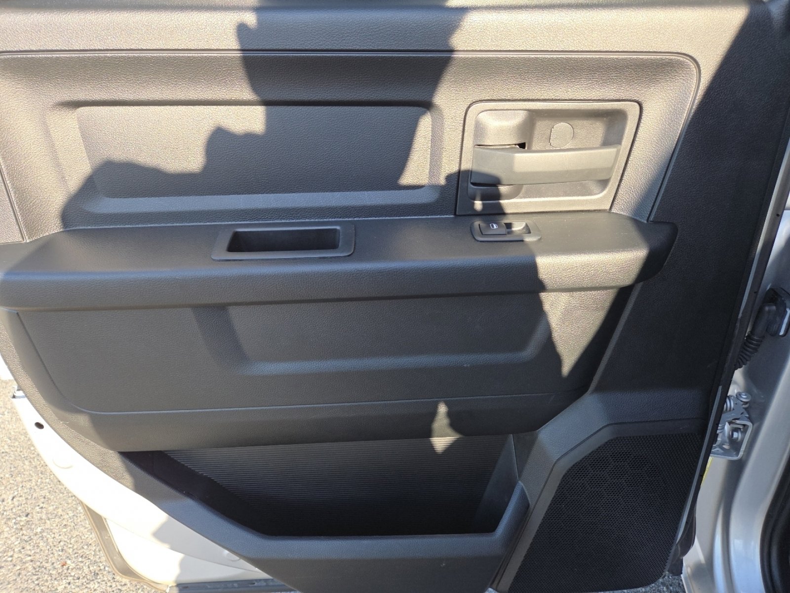 Used 2018 RAM 1500 Express image 34