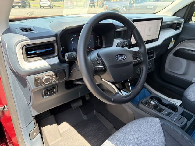 Certified 2025 Ford Maverick XLT w/ XLT Luxury Package image 13