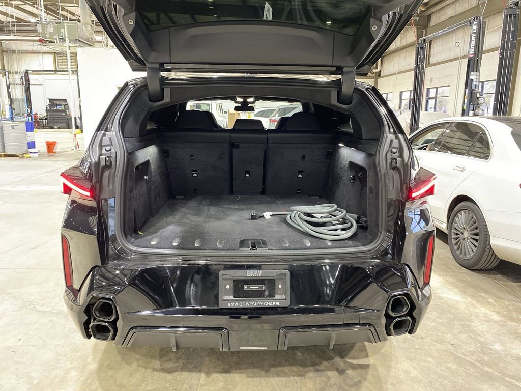 Used 2024 BMW XM image 22
