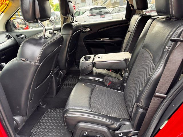 Used 2020 Dodge Journey Crossroad FWD image 20