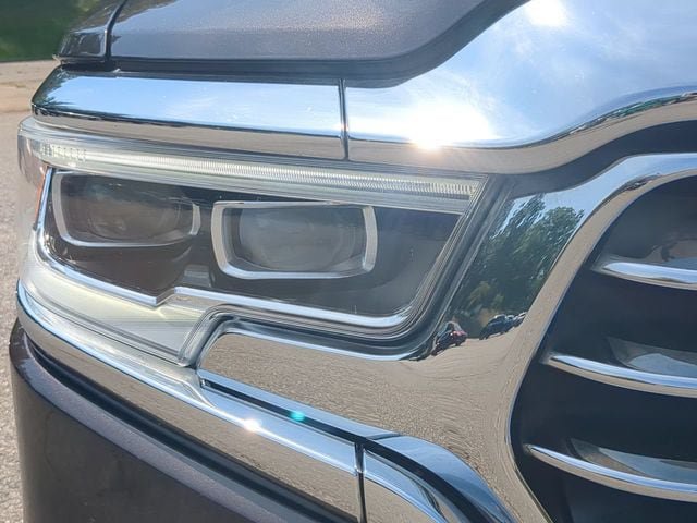 Used 2019 RAM 1500 Limited w/ Protection Group AWD/4WD image 9