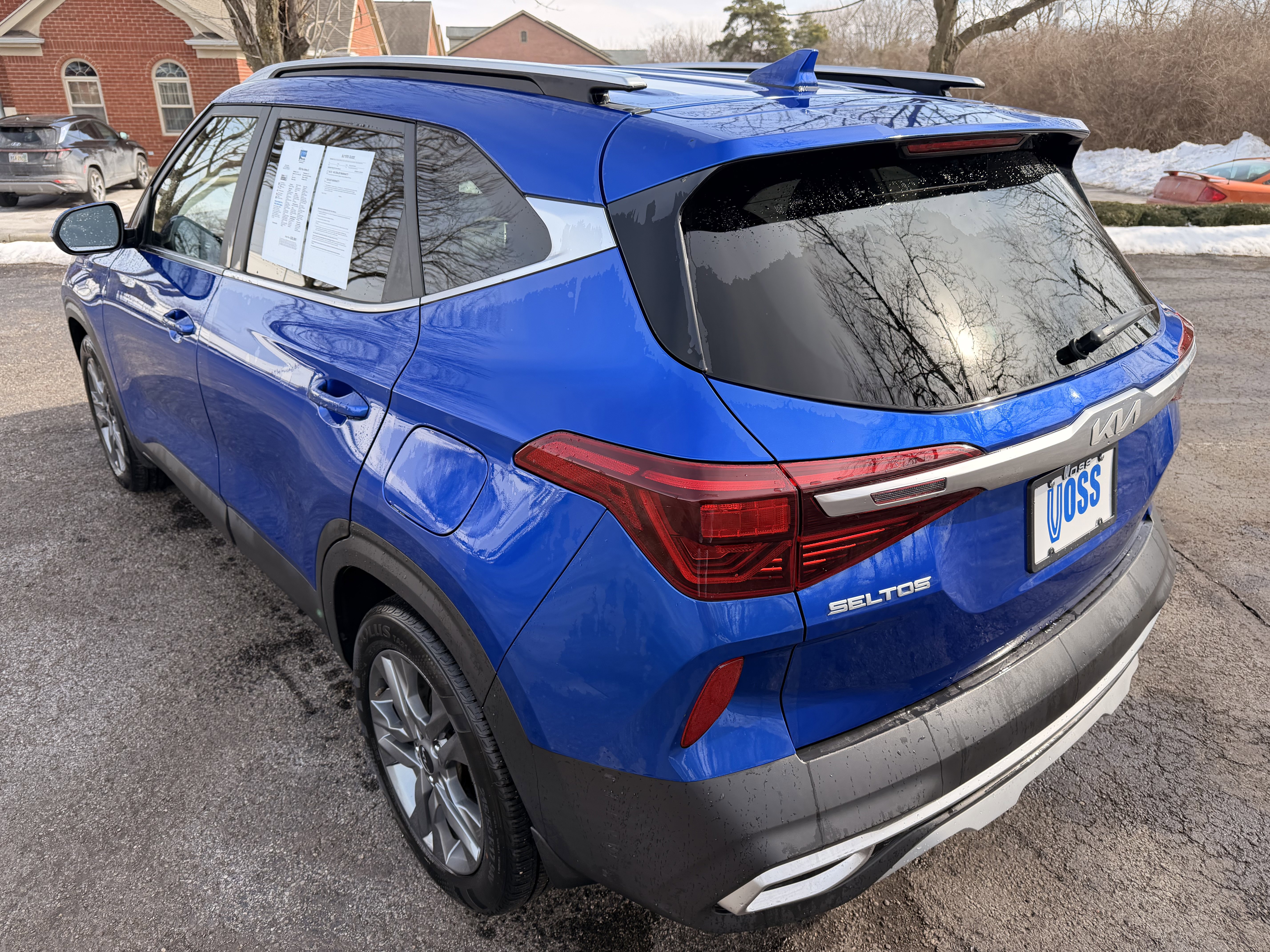 Used 2023 Kia Seltos S w/ Navigation Package image 5