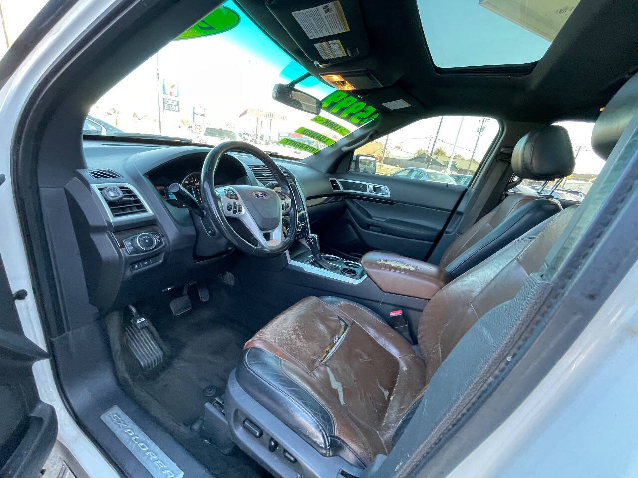 Used 2011 Ford Explorer Limited w/ 301A Rapid Spec Order Code FWD image 12