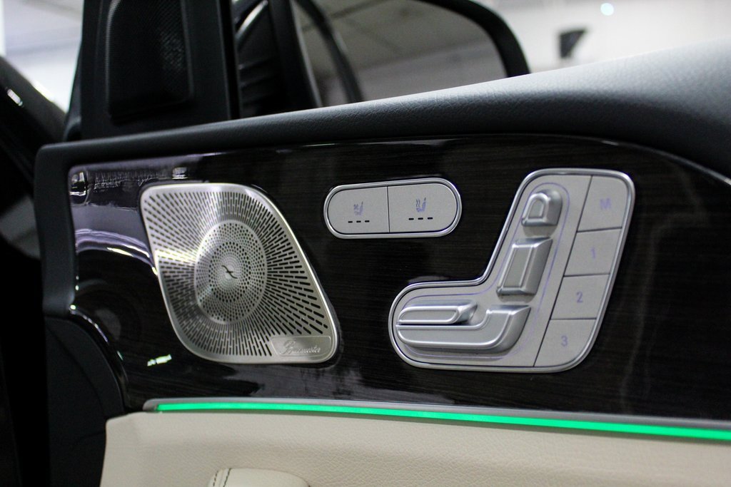 Used 2021 Mercedes-Benz GLS 580 4MATIC image 35