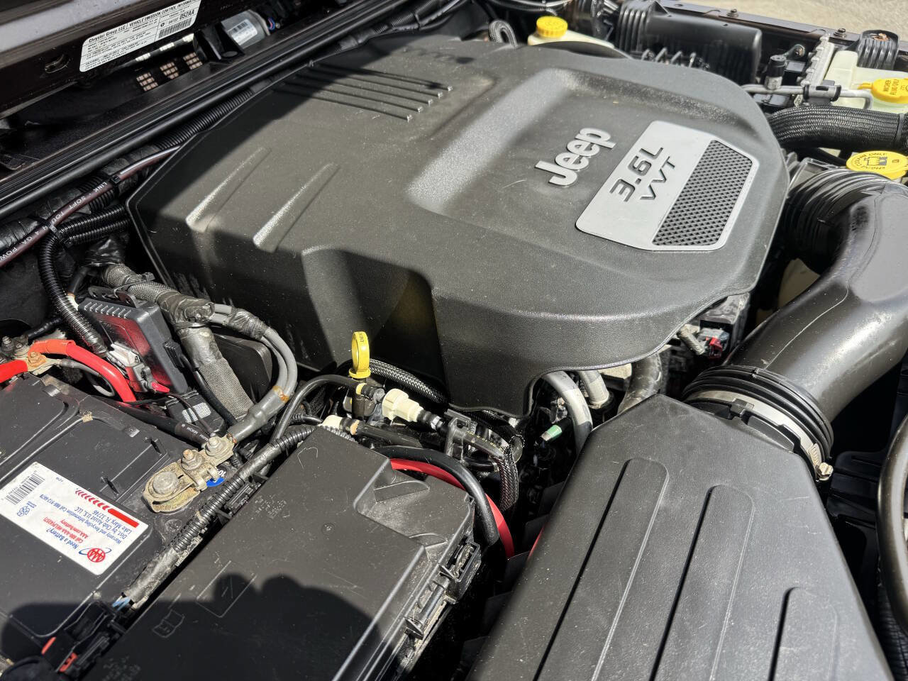 Used 2013 Jeep Wrangler Sport AWD/4WD image 12