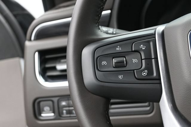 Used 2024 GMC Yukon XL SLT w/ SLT Luxury Package AWD/4WD image 30
