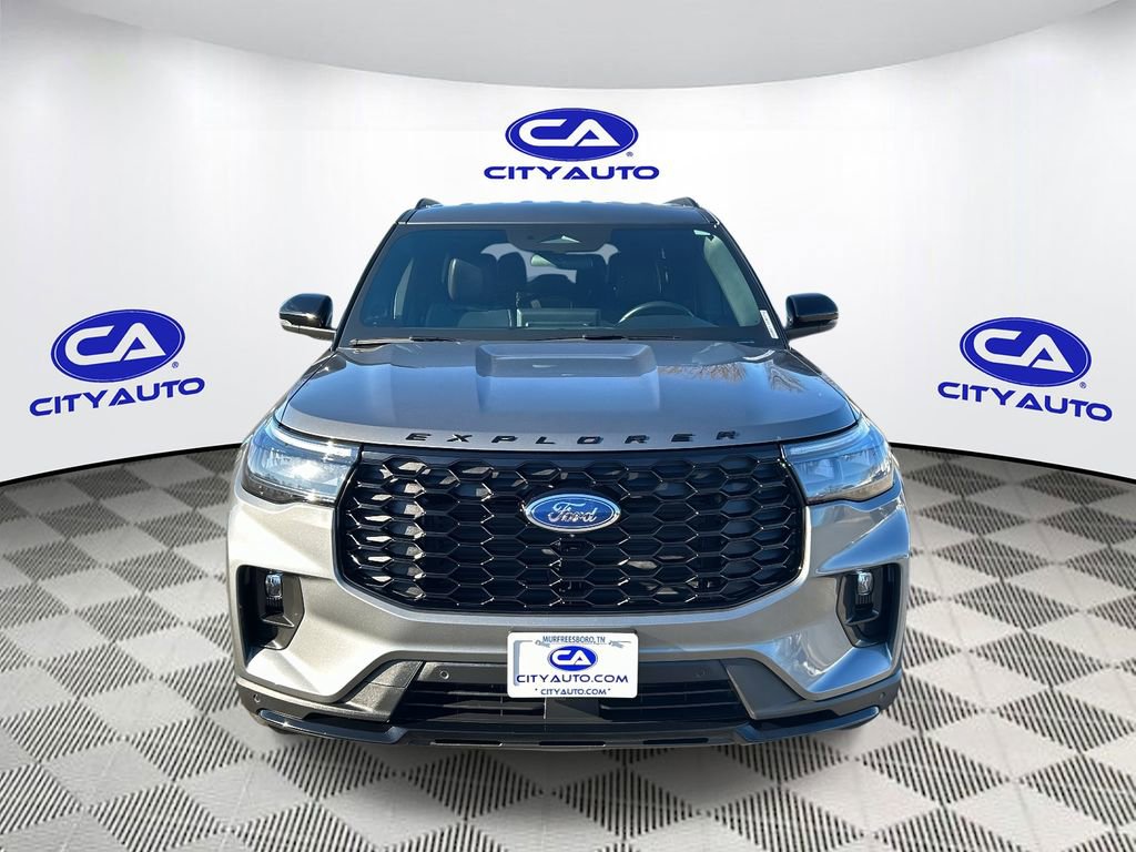 Used 2025 Ford Explorer ST-Line w/ ST-Line Street Pack image 10