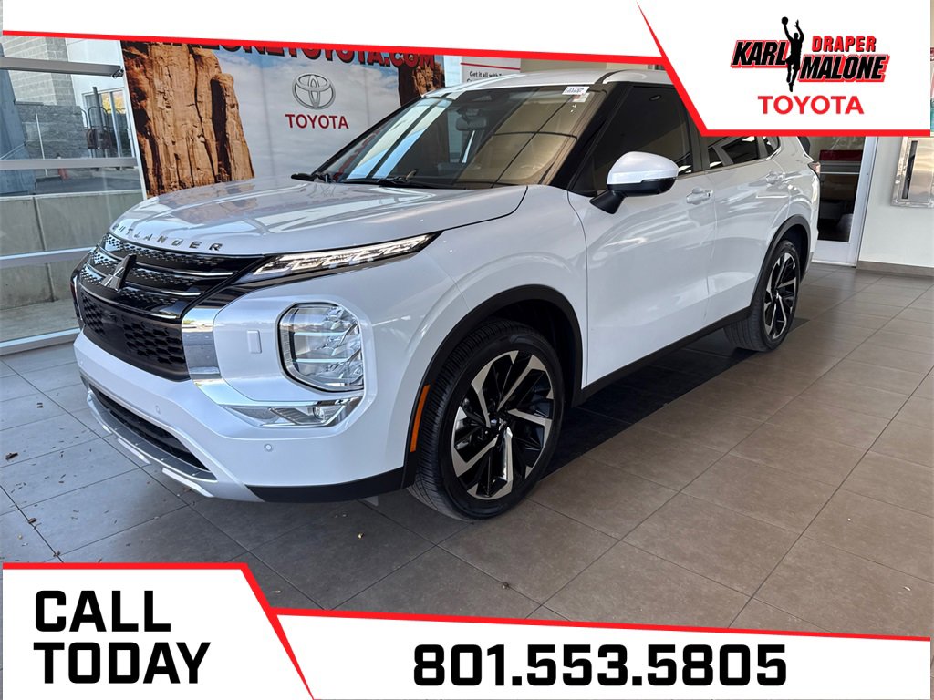 Used 2024 Mitsubishi Outlander SE