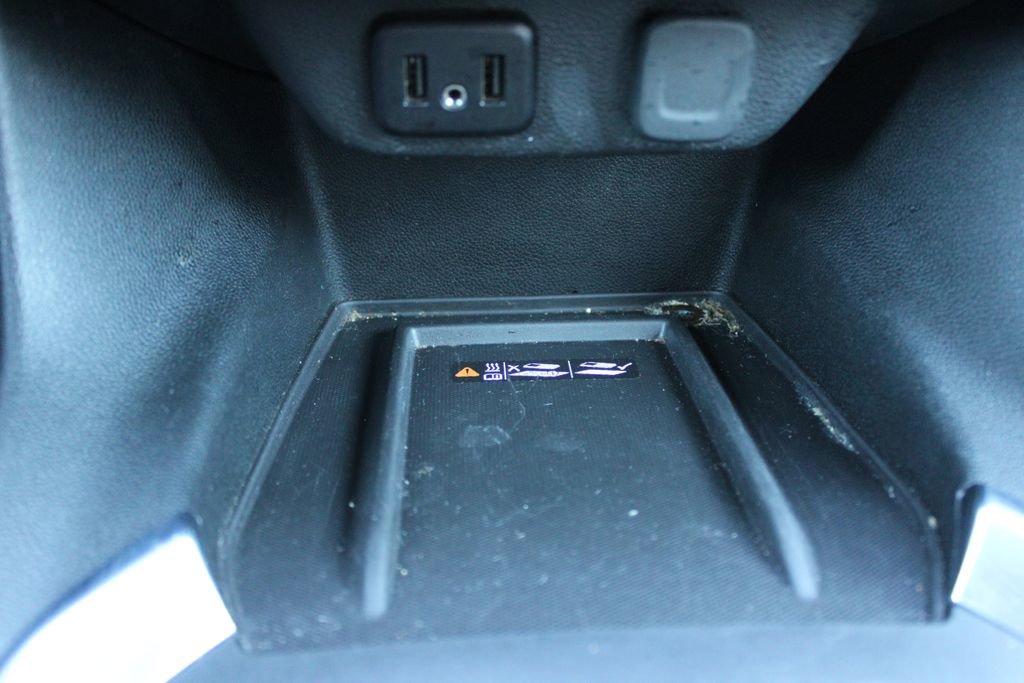 Used 2023 Chevrolet Traverse LT image 45