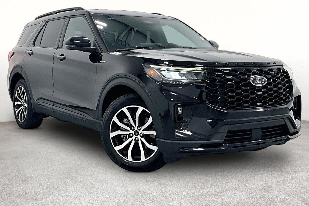 Used 2025 Ford Explorer ST-Line w/ Premium Package RWD image 1
