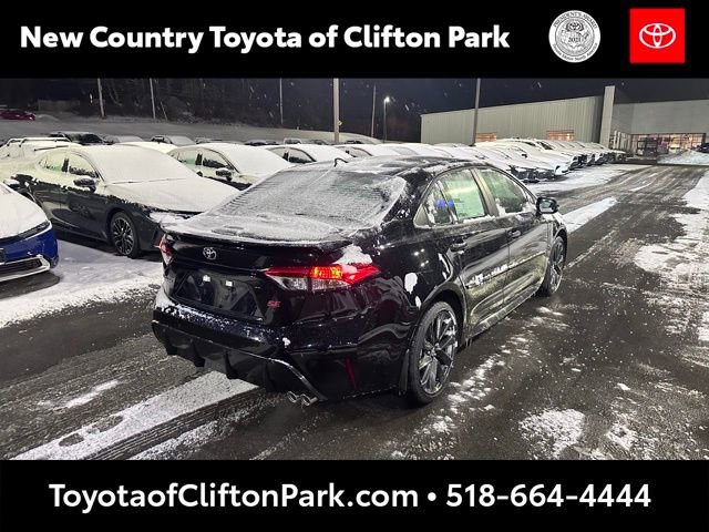 New 2026 Toyota Corolla SE w/ SE Package image 3