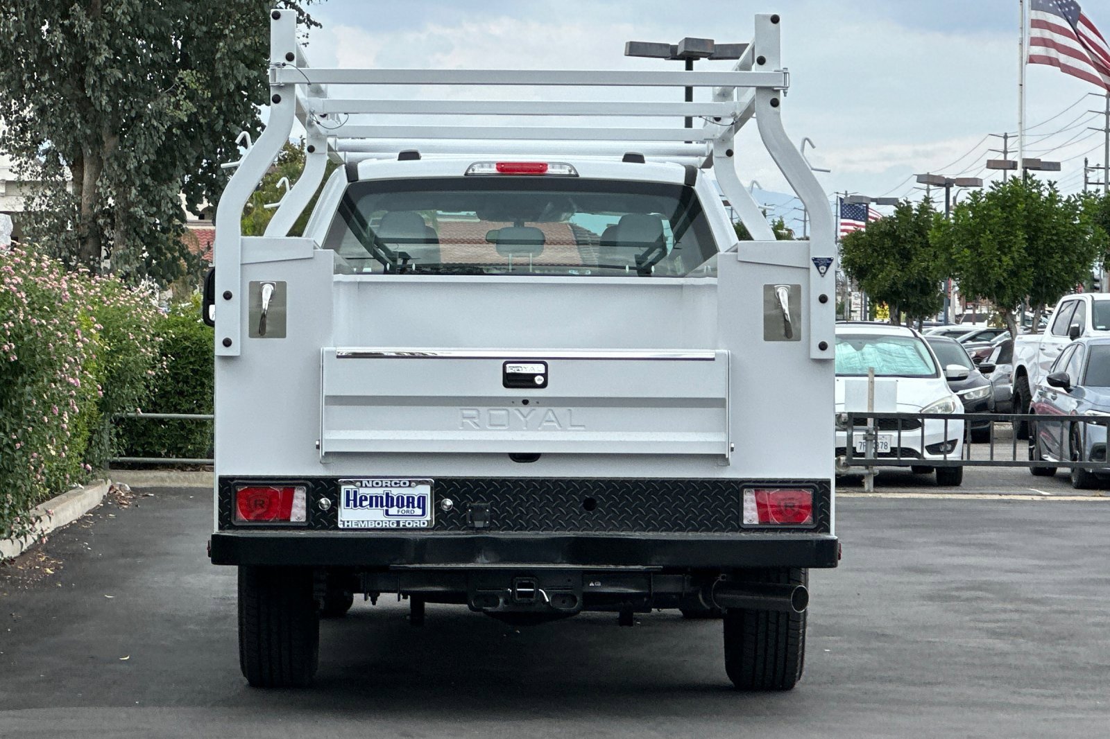 New 2026 Ford F250 XL w/ XL Chrome Package image 5