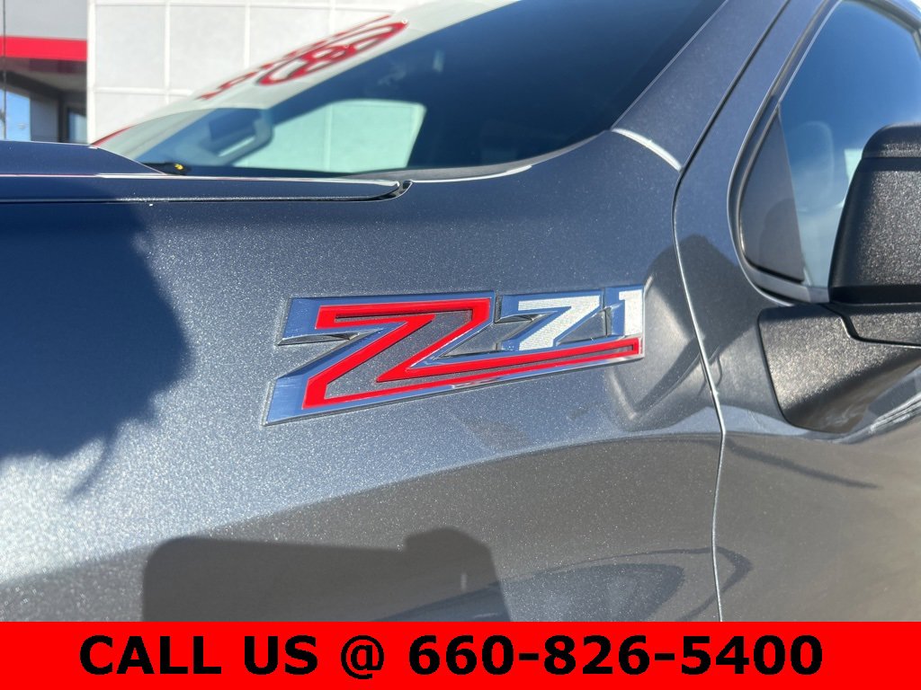 Used 2020 Chevrolet Silverado 1500 Custom Trail Boss w/ Custom Convenience Package image 3