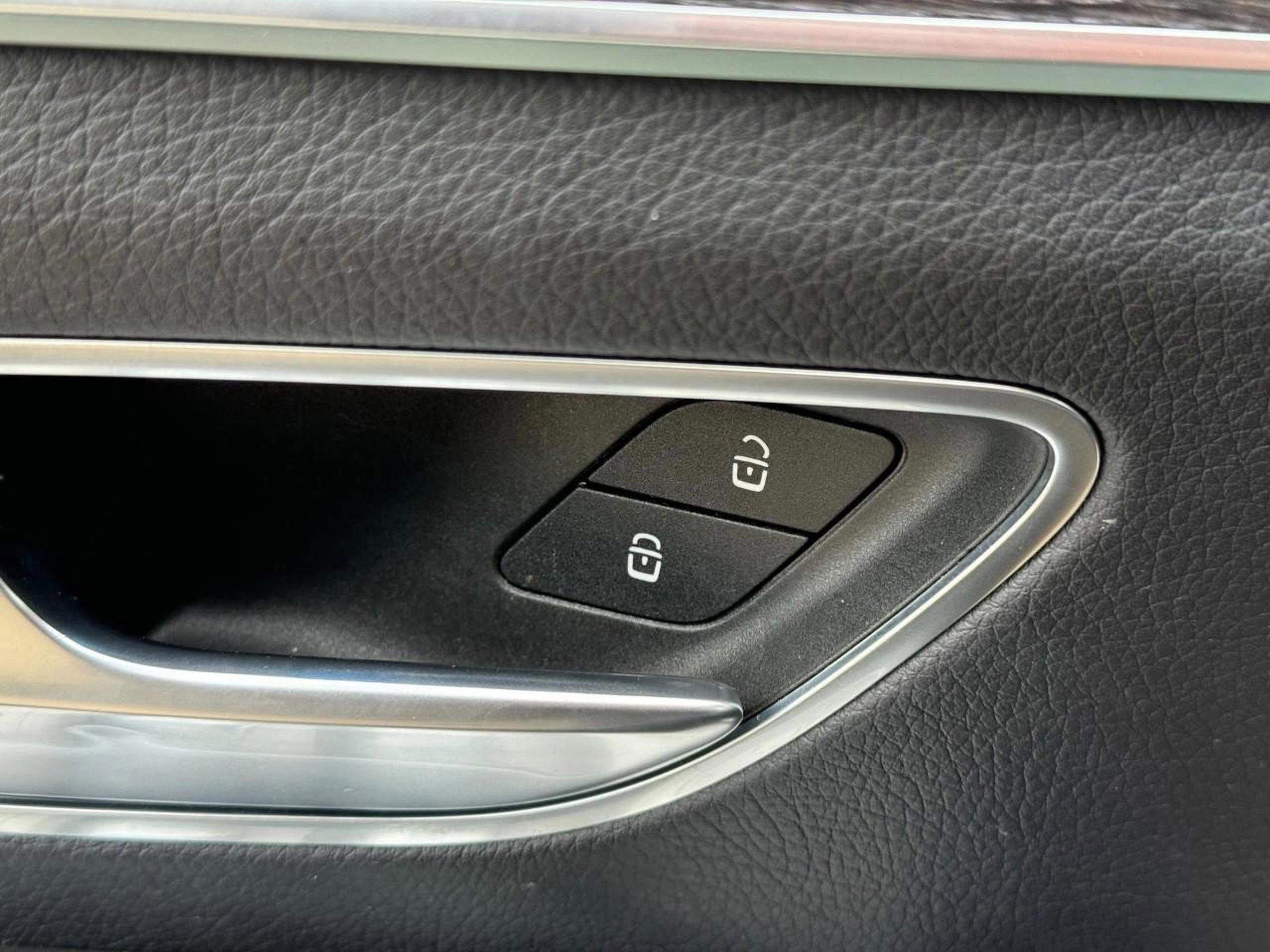 Used 2022 Mercedes-Benz GLE 350 4MATIC image 24