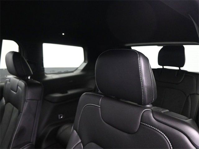 New 2025 Jeep Grand Cherokee L Altitude image 17