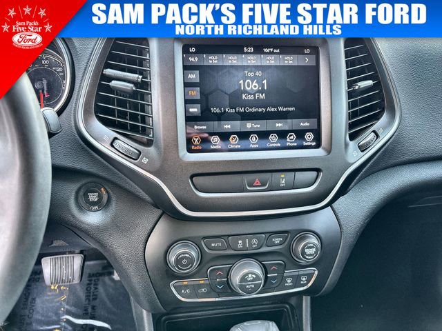 Used 2022 Jeep Cherokee Trailhawk image 25