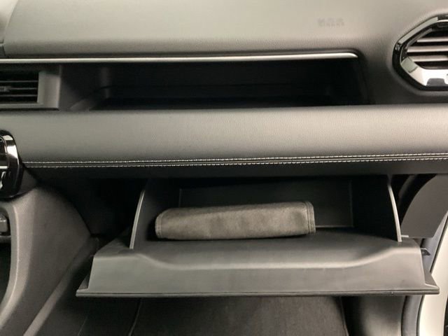 Used 2025 Honda Pilot Touring image 27