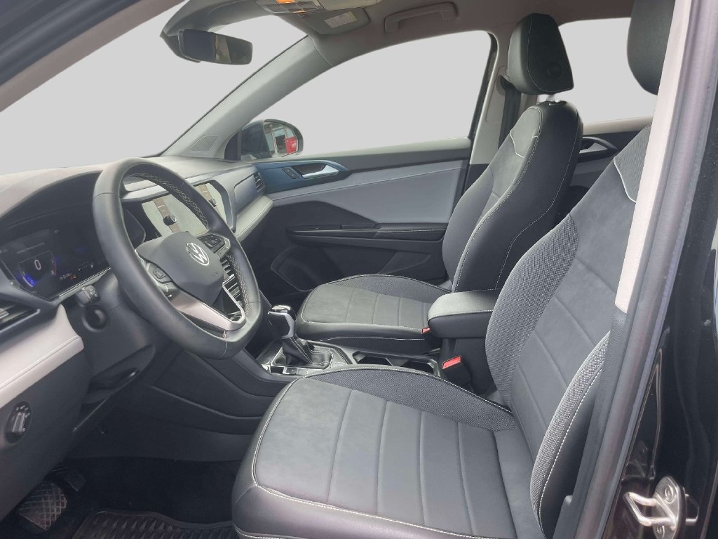 Used 2024 Volkswagen Taos SE AWD/4WD image 15