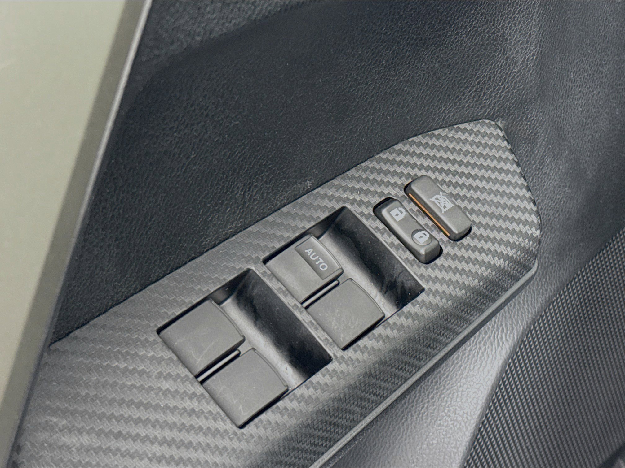 Used 2014 Toyota RAV4 XLE image 17