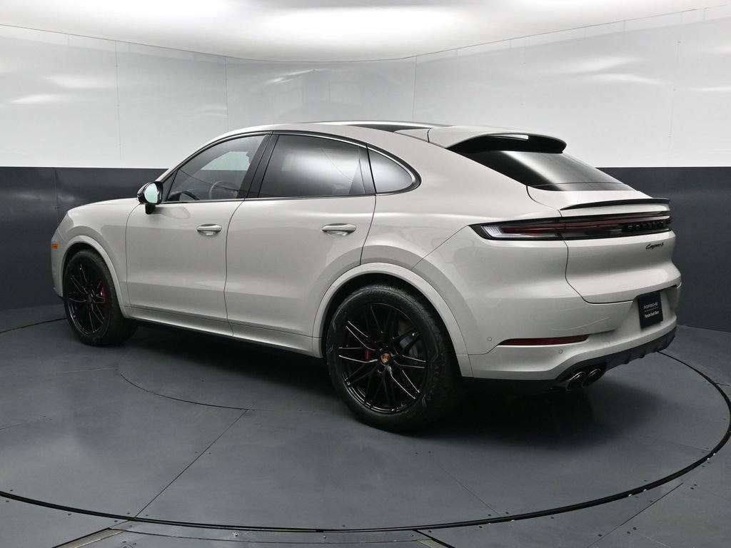 New 2026 Porsche Cayenne S AWD/4WD image 3