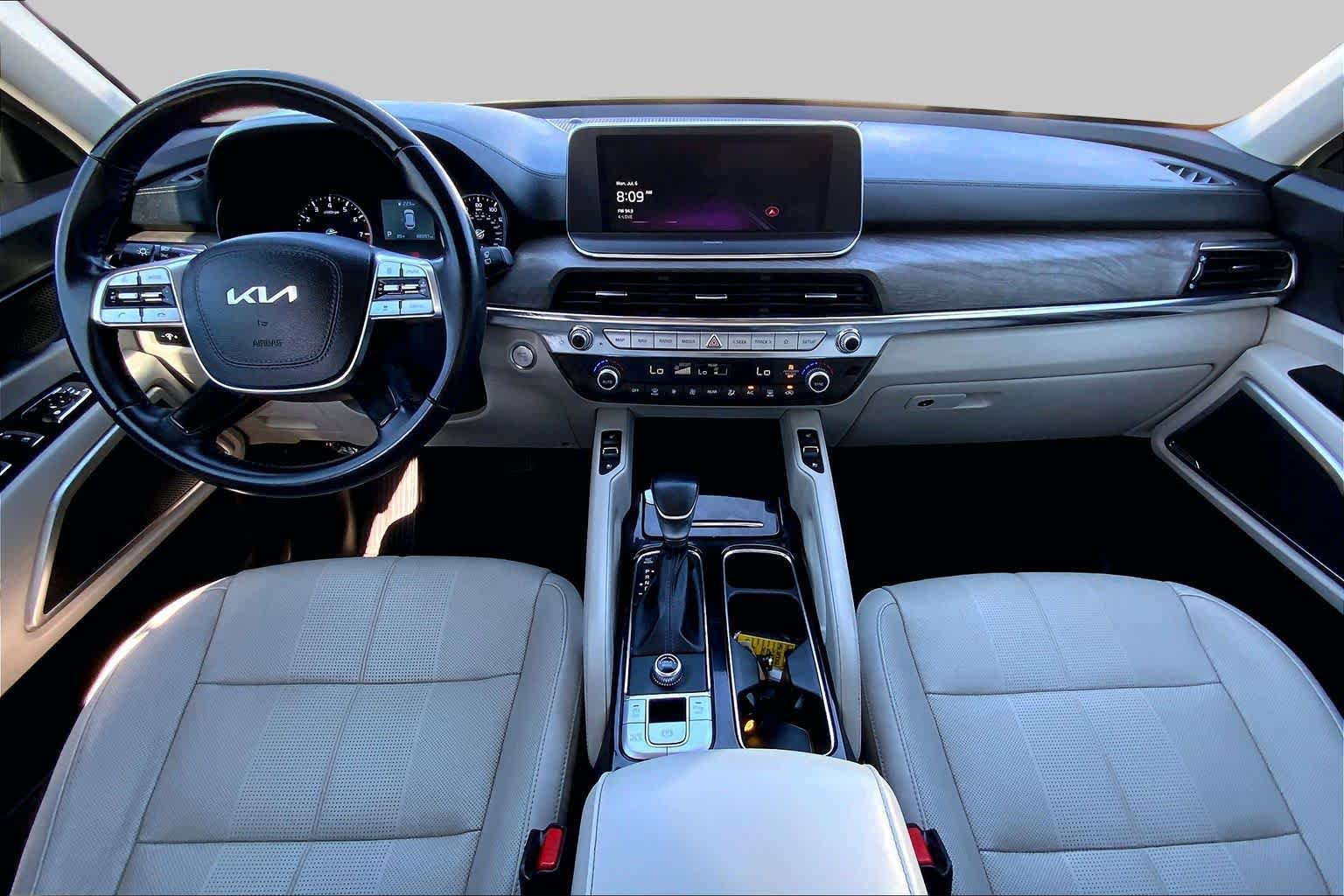 Used 2022 Kia Telluride EX w/ EX Premium Package FWD image 13