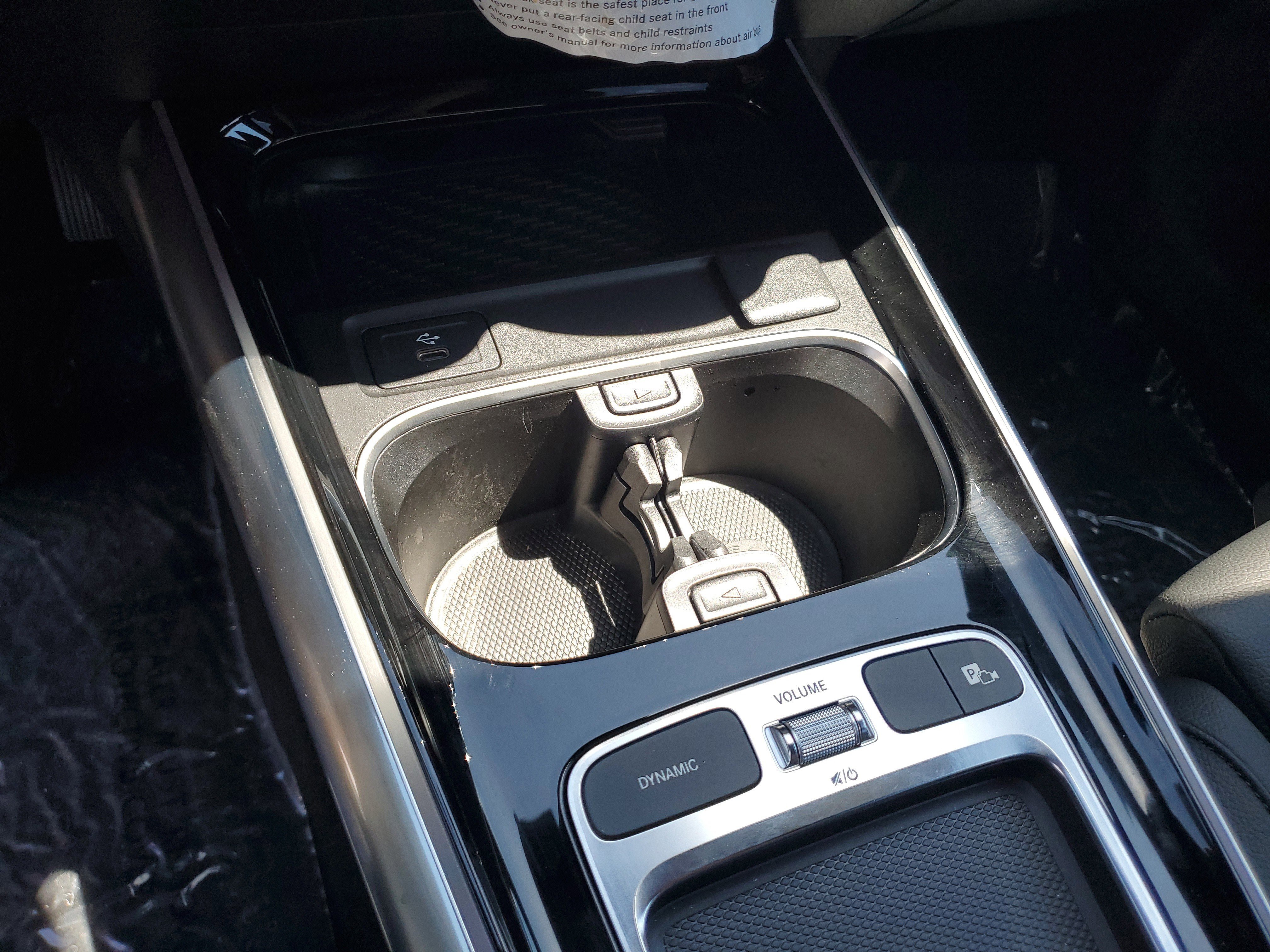 Certified 2025 Mercedes-Benz GLA 250 image 28