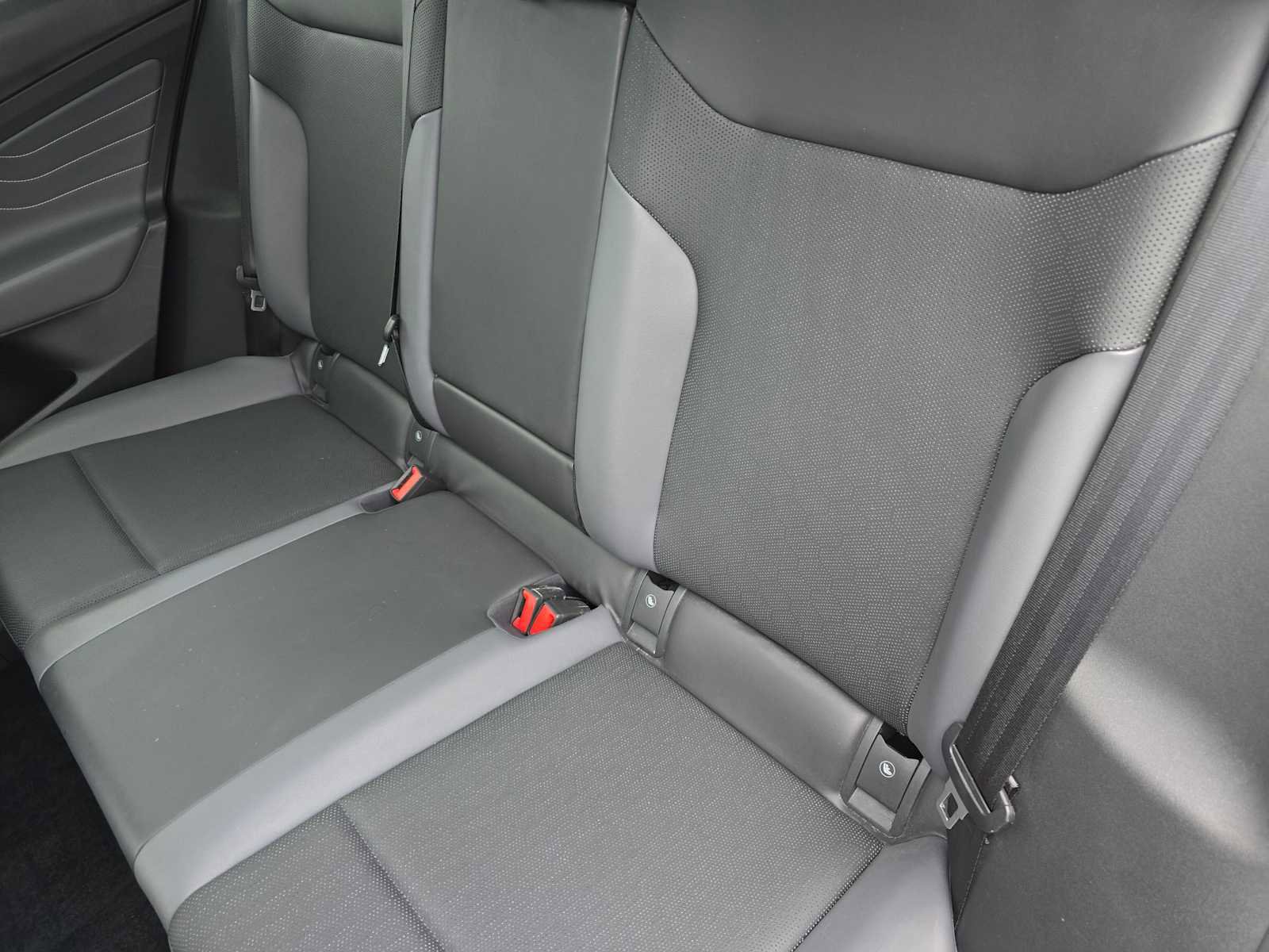 Used 2023 Volkswagen ID.4 Pro S AWD/4WD image 17