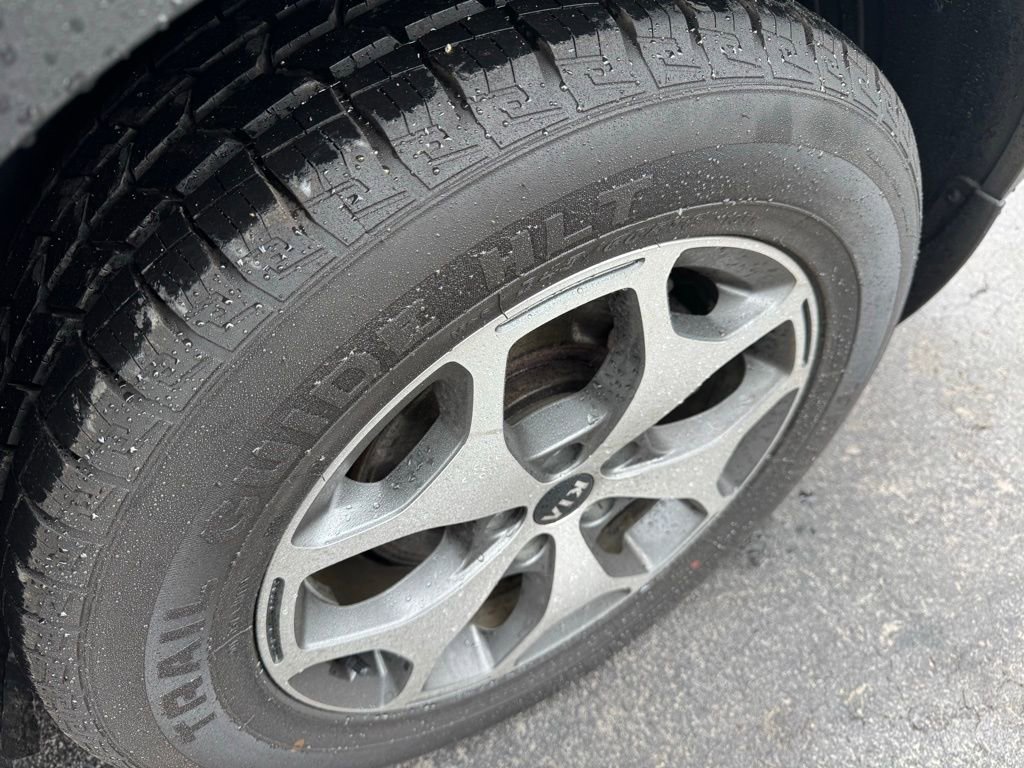 Used 2021 Kia Telluride EX image 21