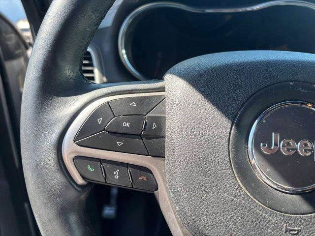 Used 2018 Jeep Grand Cherokee Laredo image 13
