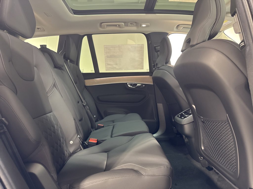 New 2026 Volvo XC90 B6 Plus w/ Protection Package AWD/4WD image 25