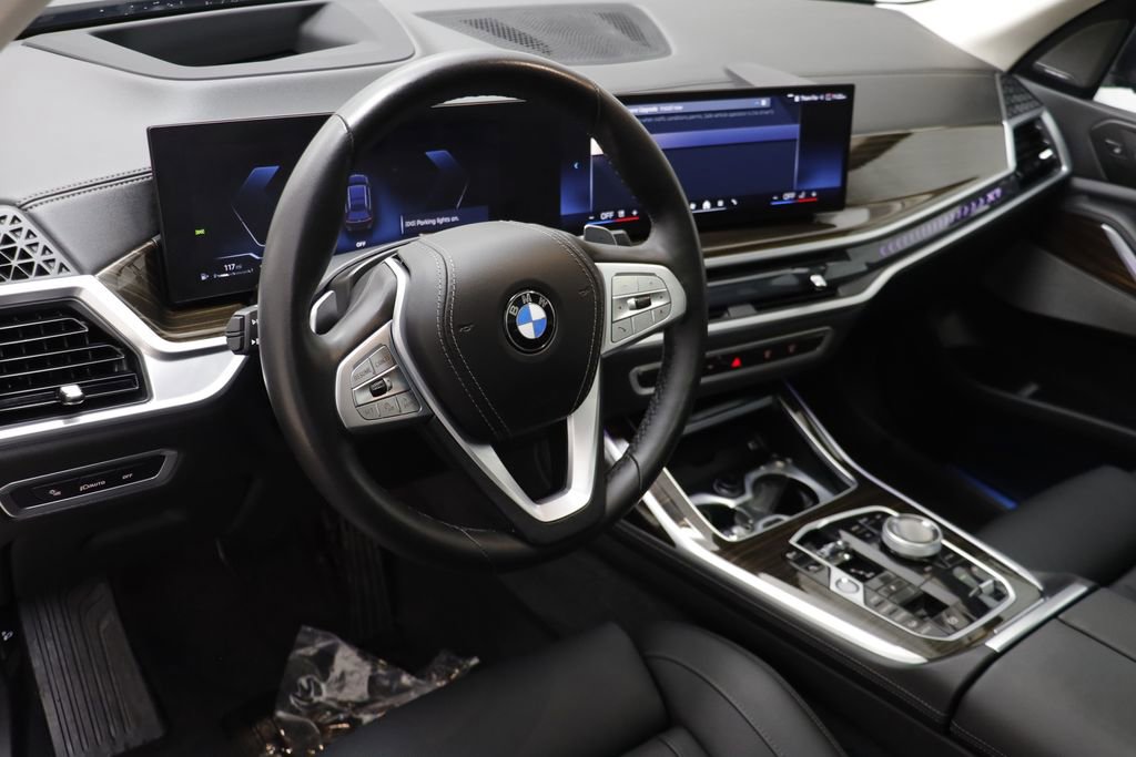 Certified 2024 BMW X7 xDrive40i w/ Executive Package image 6