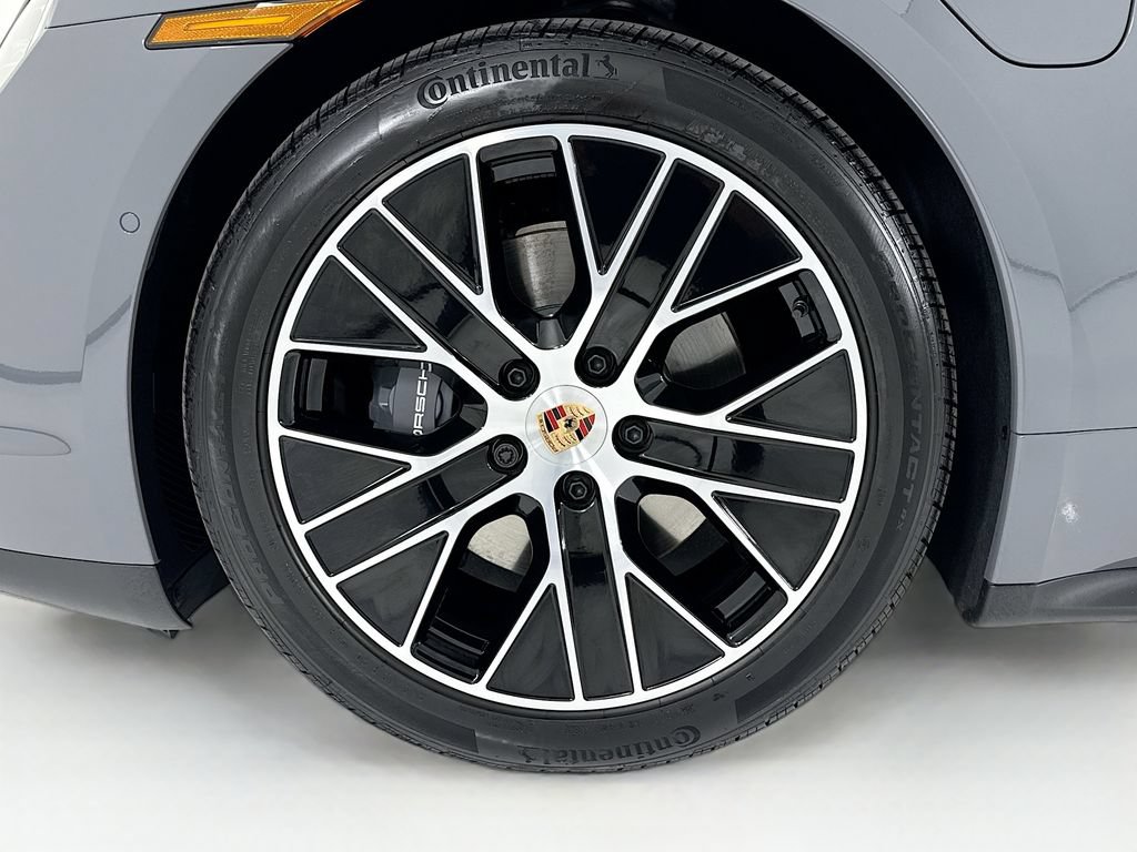 New 2026 Porsche Taycan AWD/4WD image 33