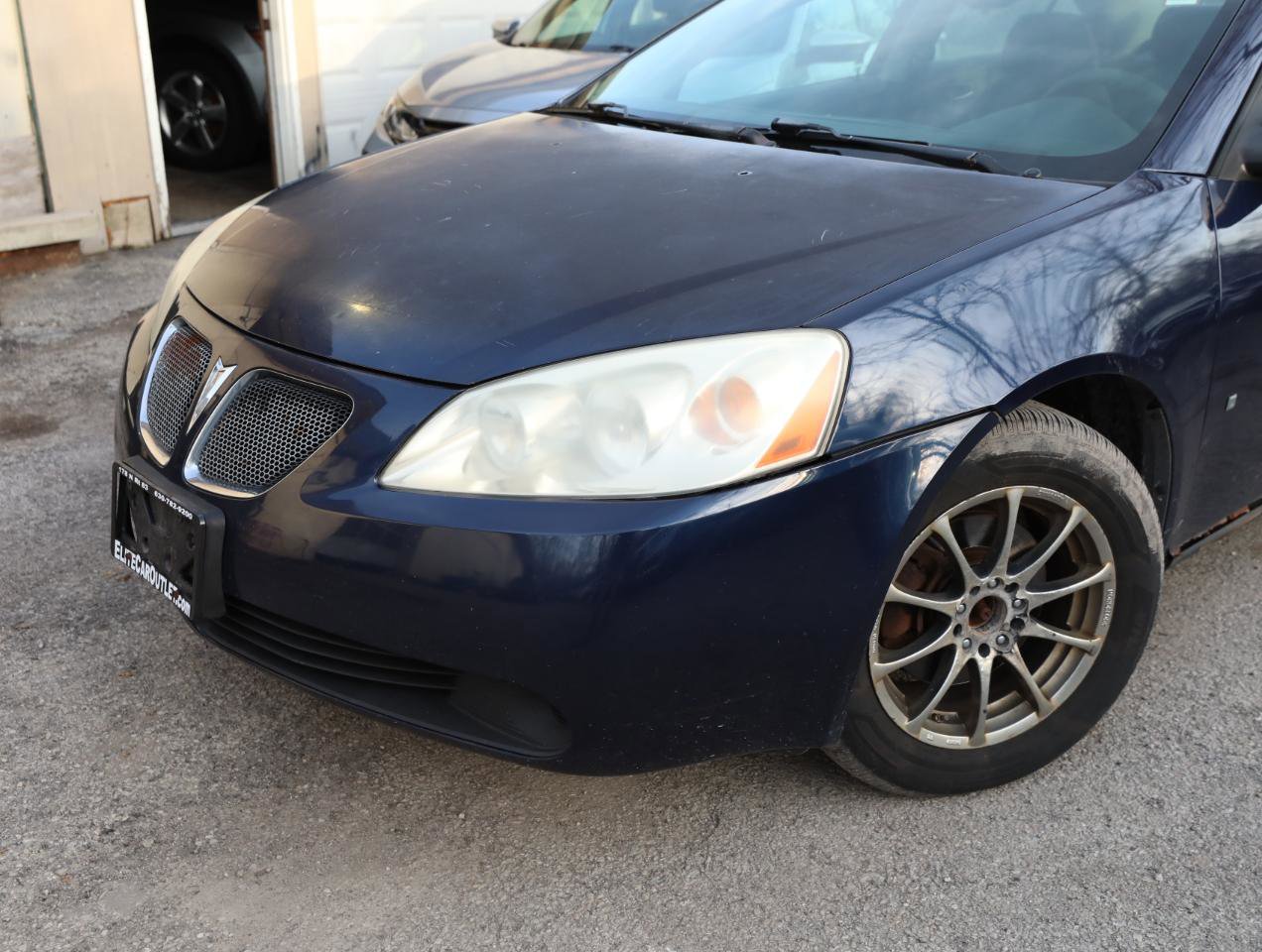 Used 2008 Pontiac G6 Value Leader image 2