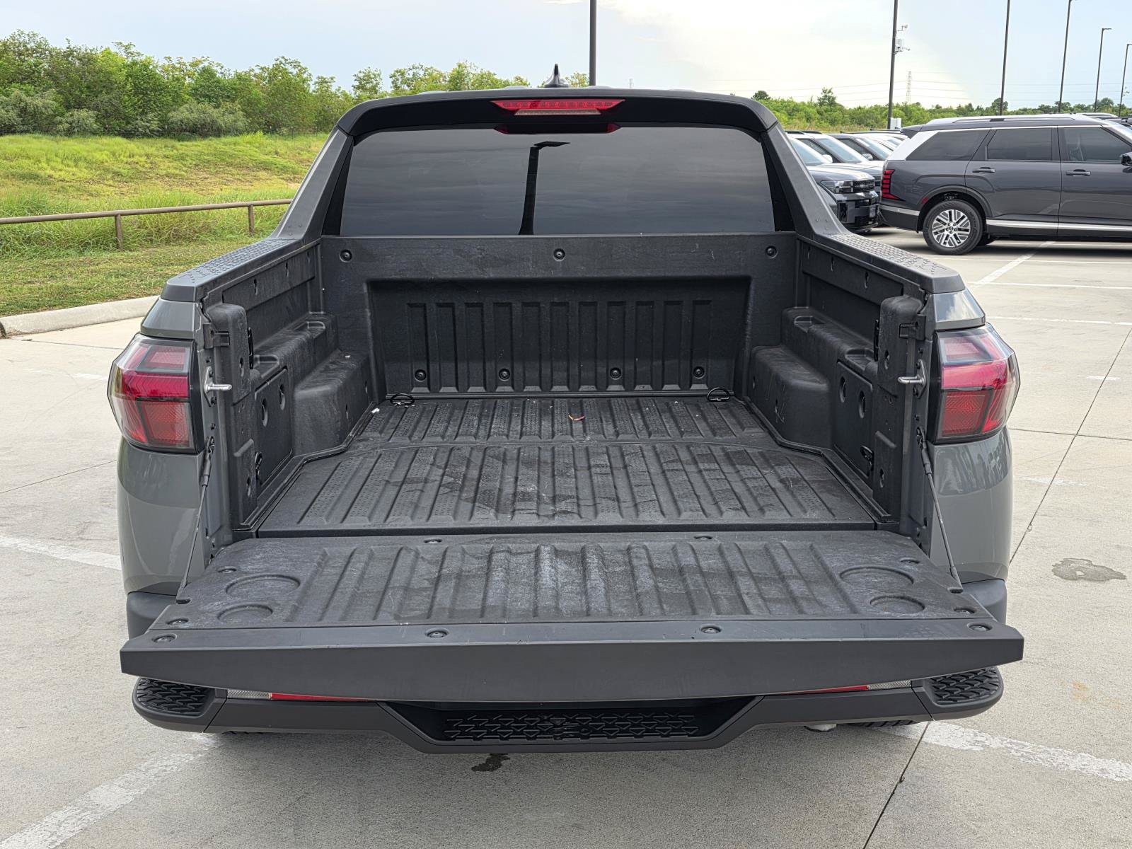 Used 2023 Hyundai Santa Cruz SEL FWD image 8